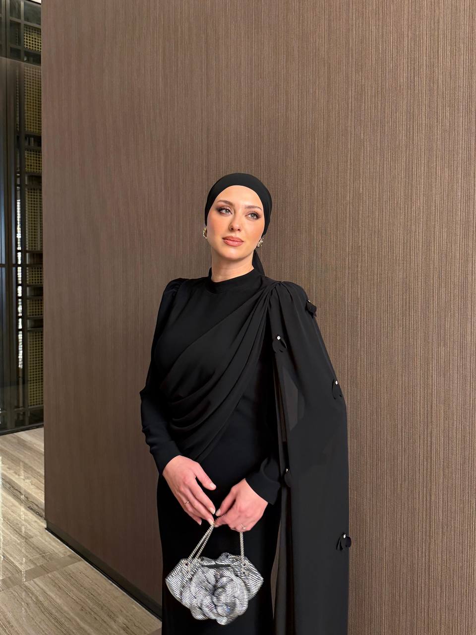 Royal Drape Kleid Schwarz